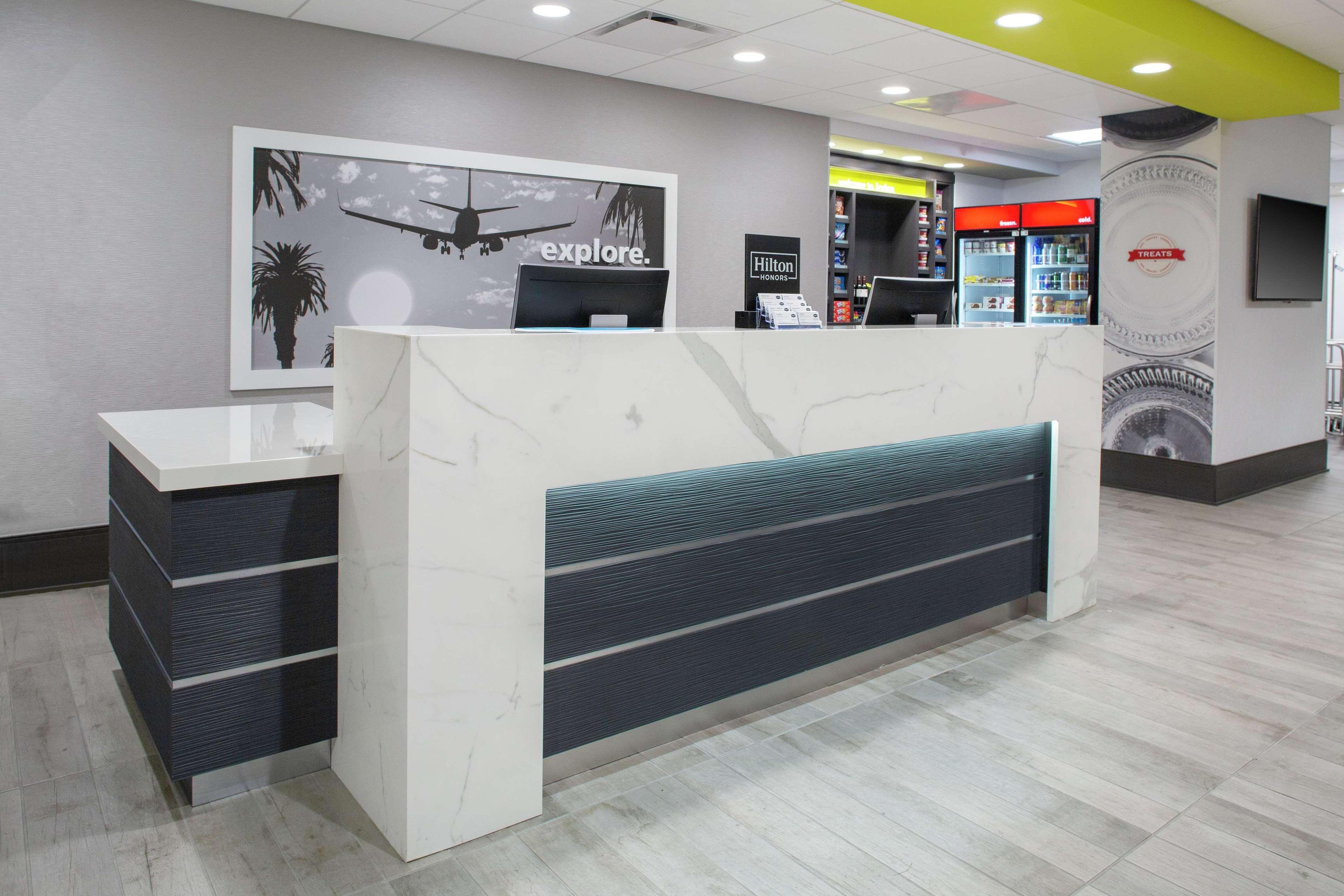 Hampton Inn & Suites Irvine/Orange County Airport Zewnętrze zdjęcie