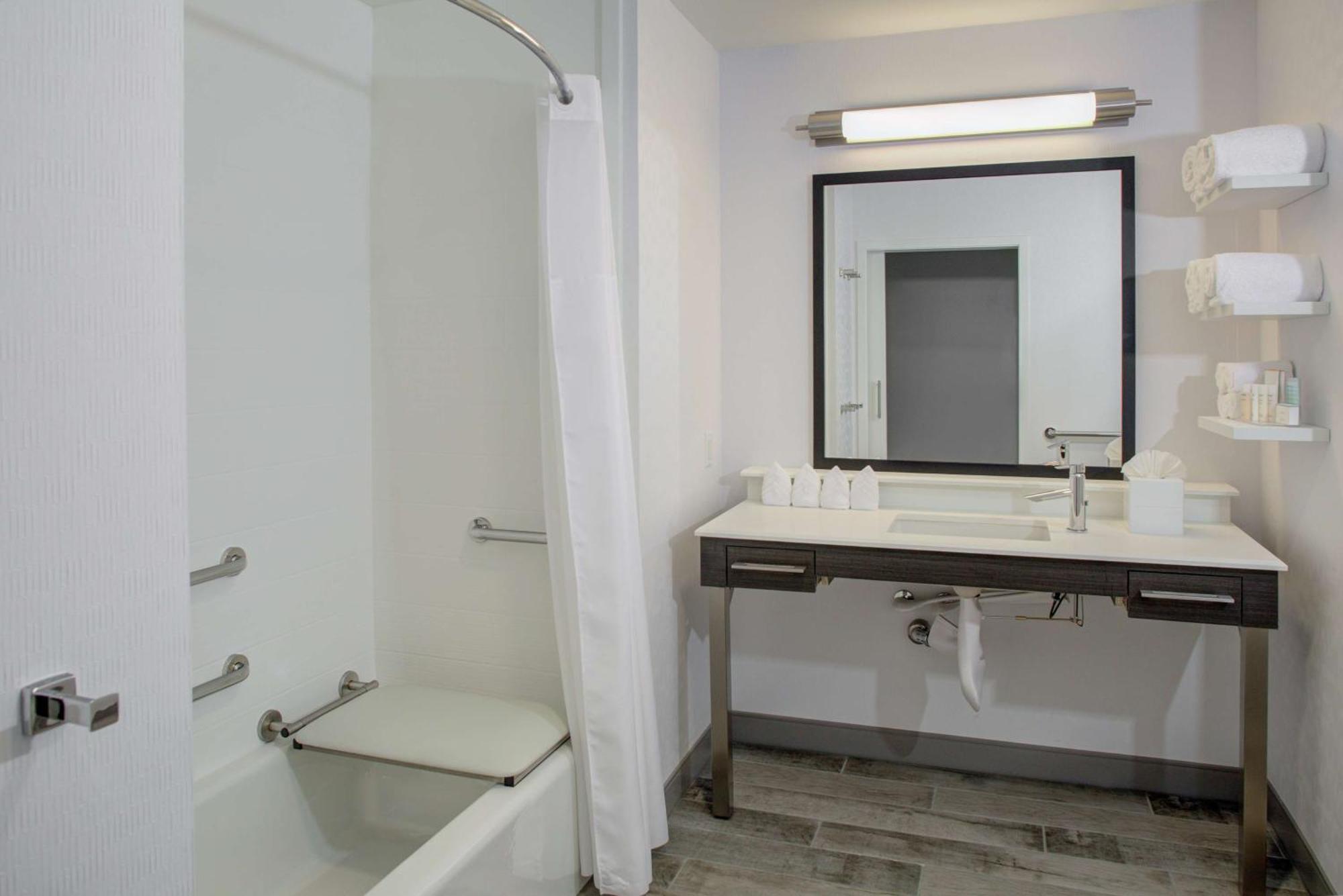 Hampton Inn & Suites Irvine/Orange County Airport Zewnętrze zdjęcie