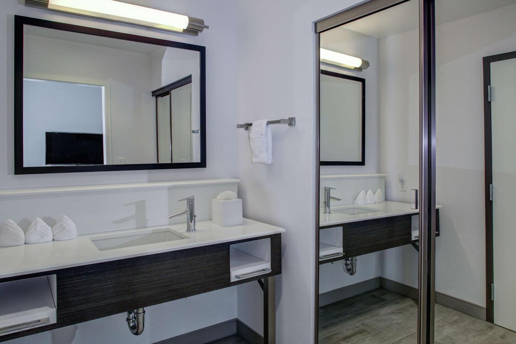 Hampton Inn & Suites Irvine/Orange County Airport Zewnętrze zdjęcie