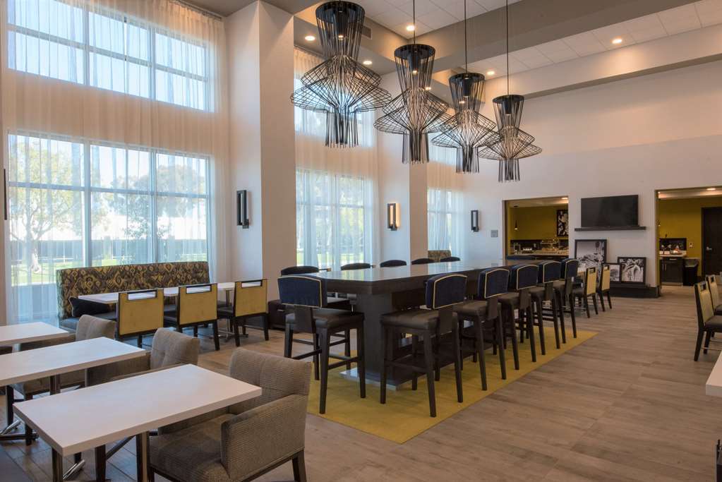 Hampton Inn & Suites Irvine/Orange County Airport Wnętrze zdjęcie