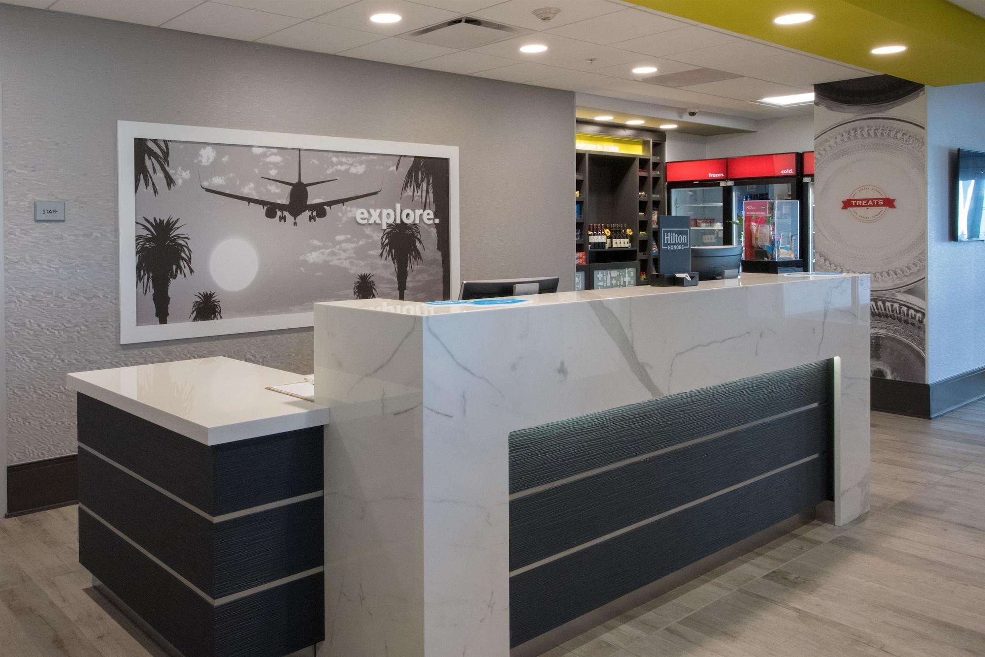 Hampton Inn & Suites Irvine/Orange County Airport Zewnętrze zdjęcie